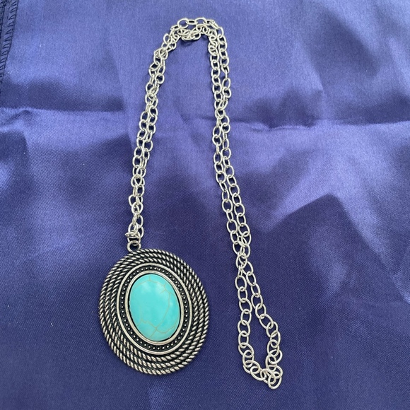Silver Tone Turquoise Color Pendant Necklace - Picture 5 of 5